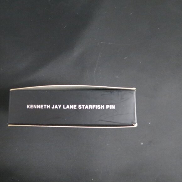 Kenneth Jay Lane Red and Blue Starfish Brooch Set - Picture 3 of 3